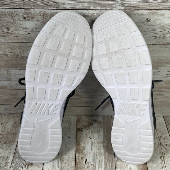 NIKE Kaishi NS Lifestyle Womens 9 Running Shoes Black Metallic Silver 747495-001 - Picture 5 of 9